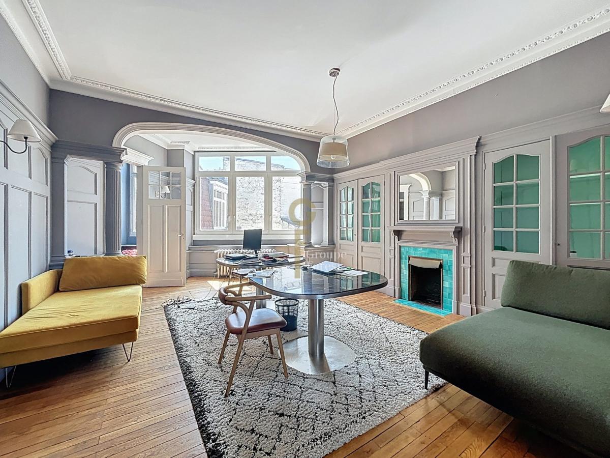 Lille Centre – Superbe appartement de 220 m² dans un immeuble de caractère