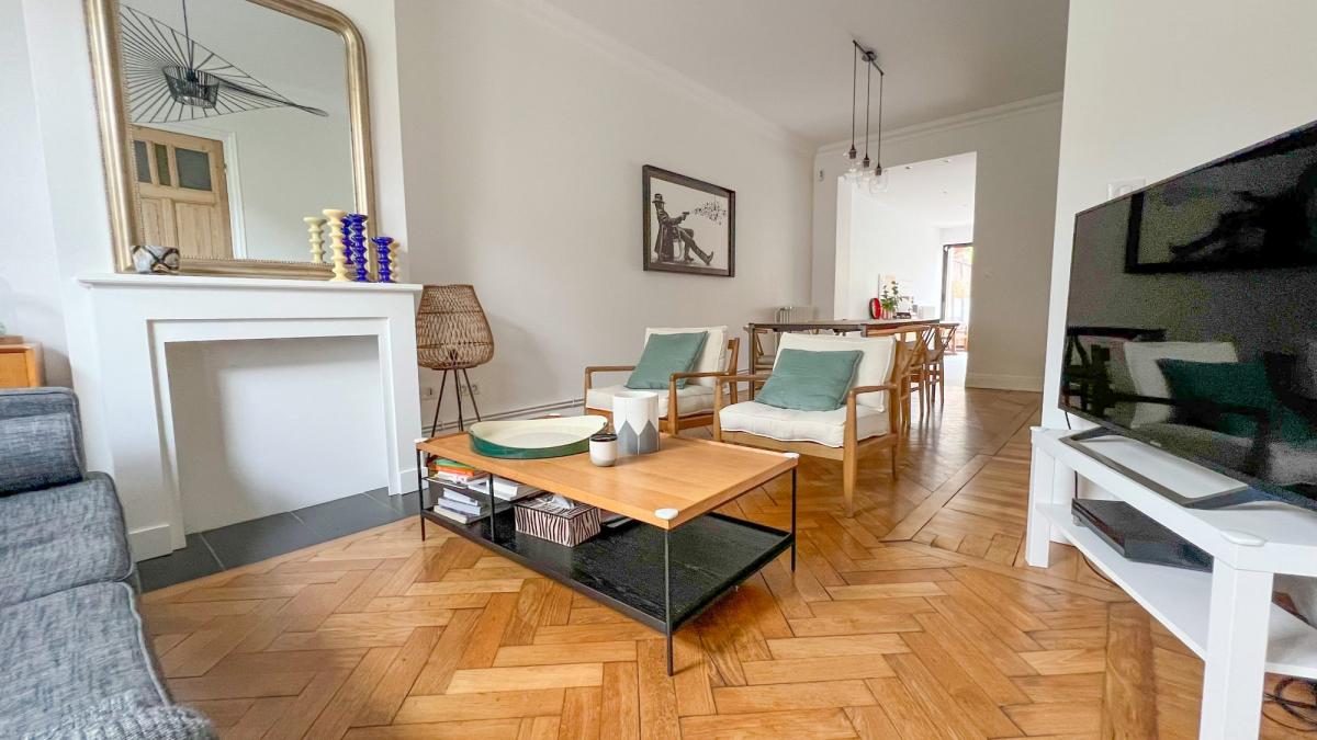 SUPERBE MAISON 1920 - Parfait alliage de l'ancien et du contemporain RENOVEE EN 20