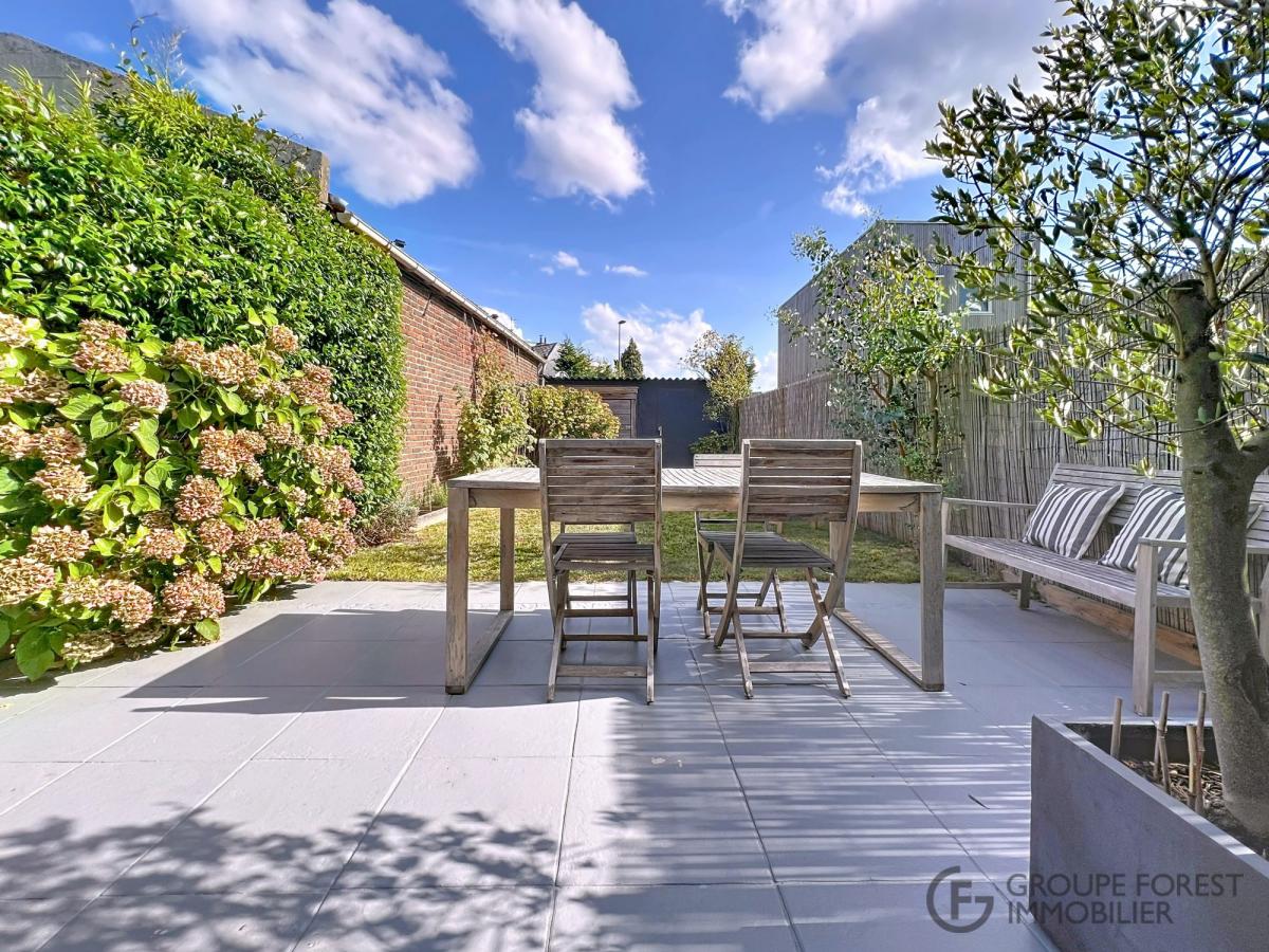 ADORABLE 1930 AVEC JARDIN ET GARAGE