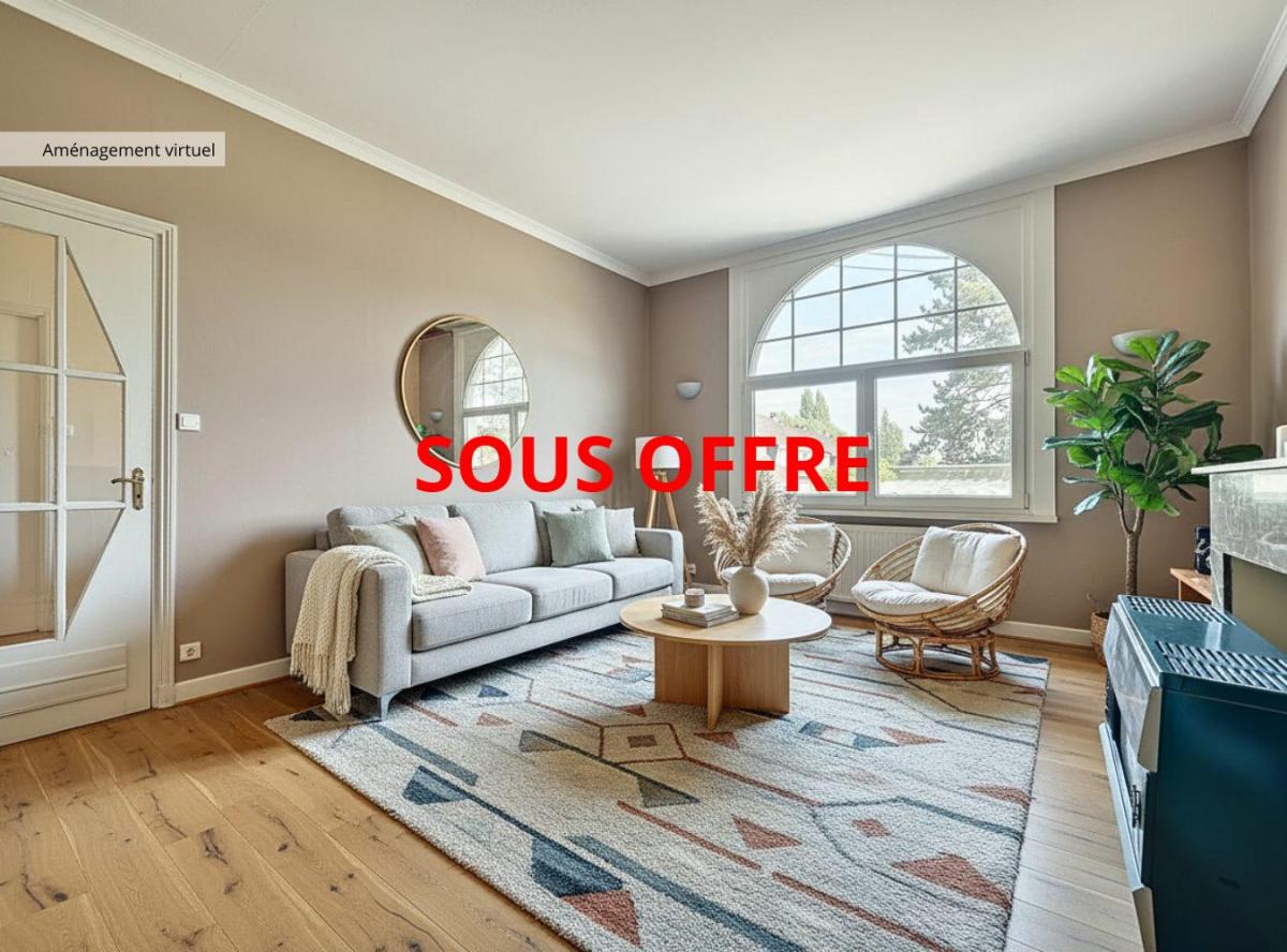 MAISON AVEC GARAGE